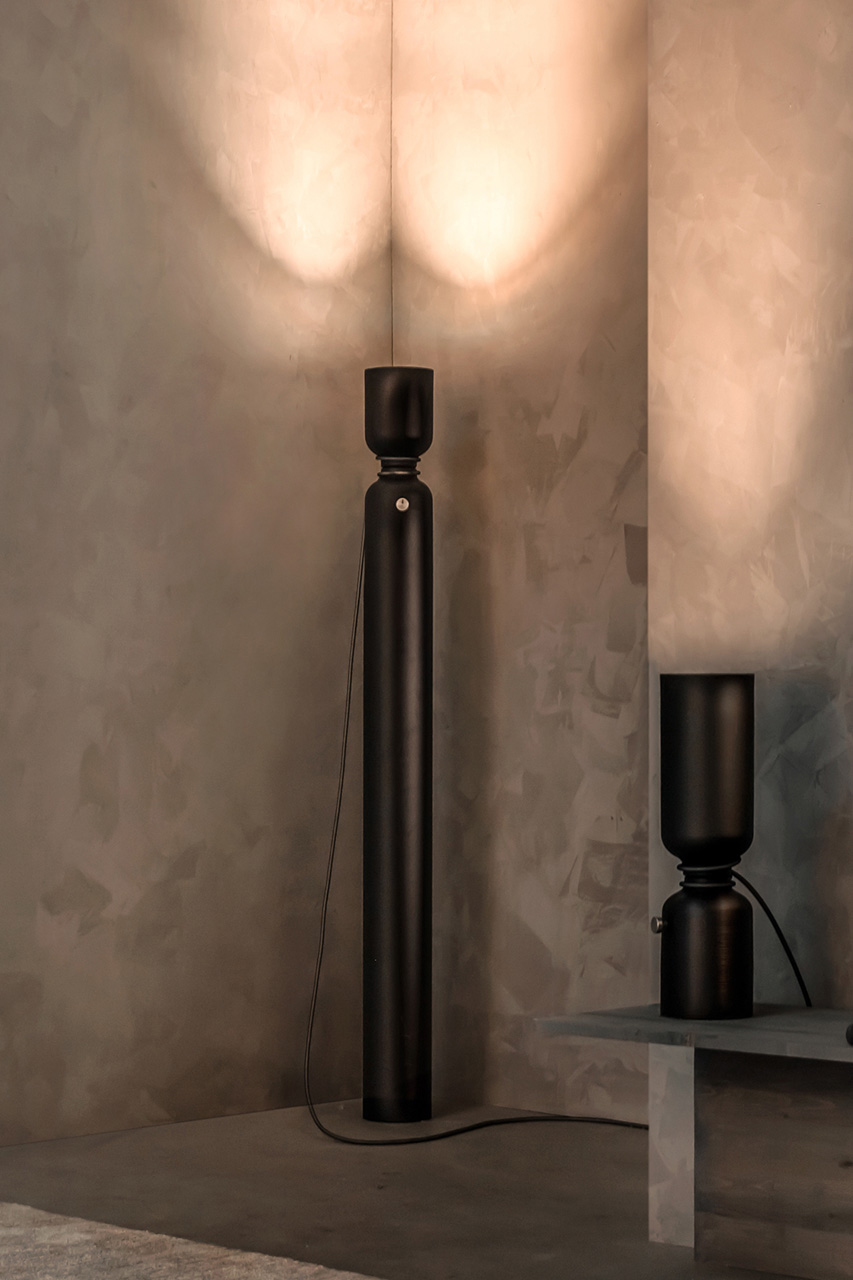 and spotlight floor lamp lifestyle image 1
