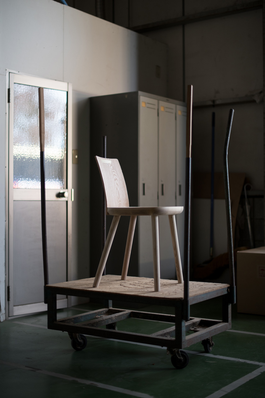ariake blest chair lifestyle 1