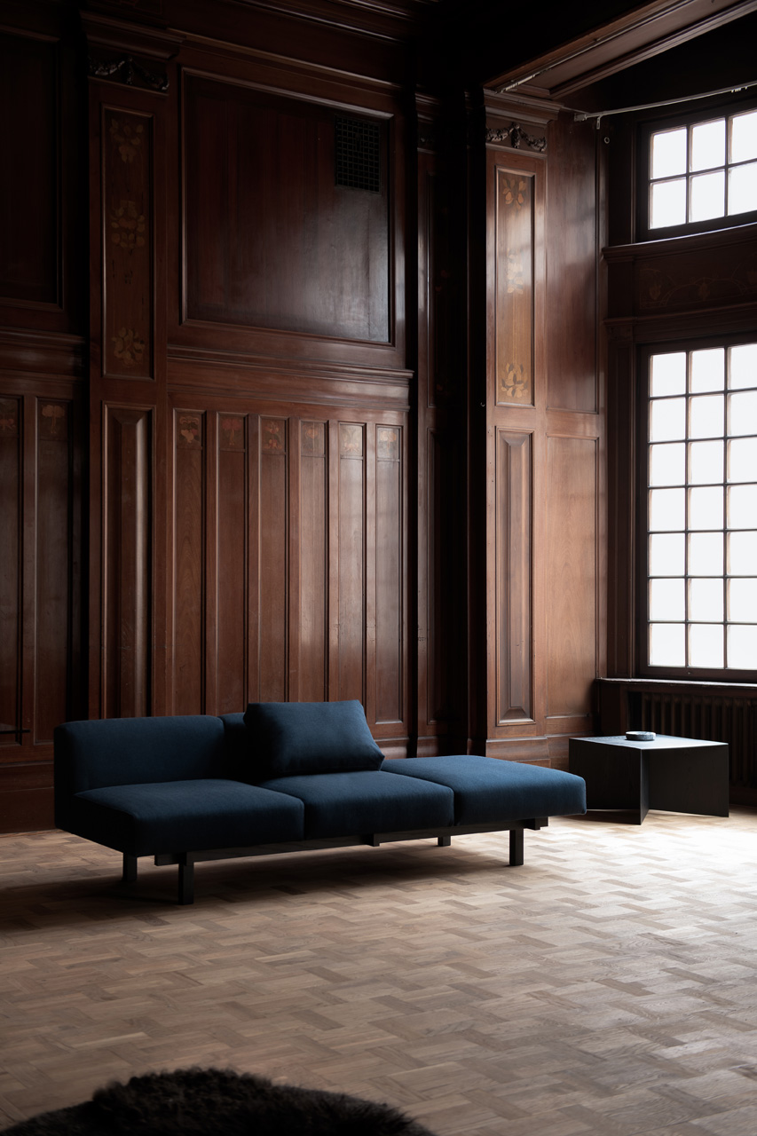 ariake raft sofa lifestyle 2