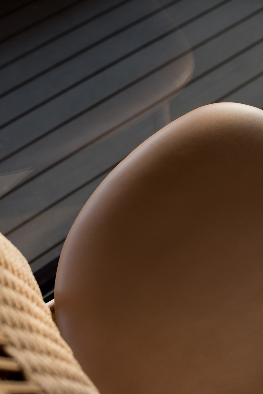 ariake saga chair lifestyle 1