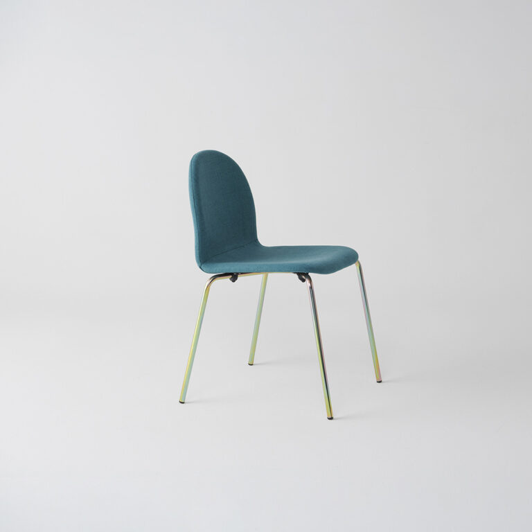 Wide Fun Chairs Fun Chair Upholstered - designFARM - Authentic Furniture, Lighting ...