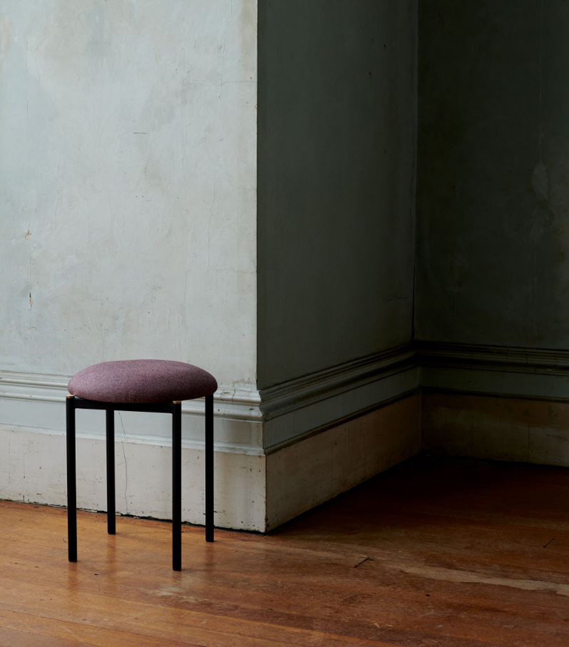 dowel jones volta low stool lifestyle 1