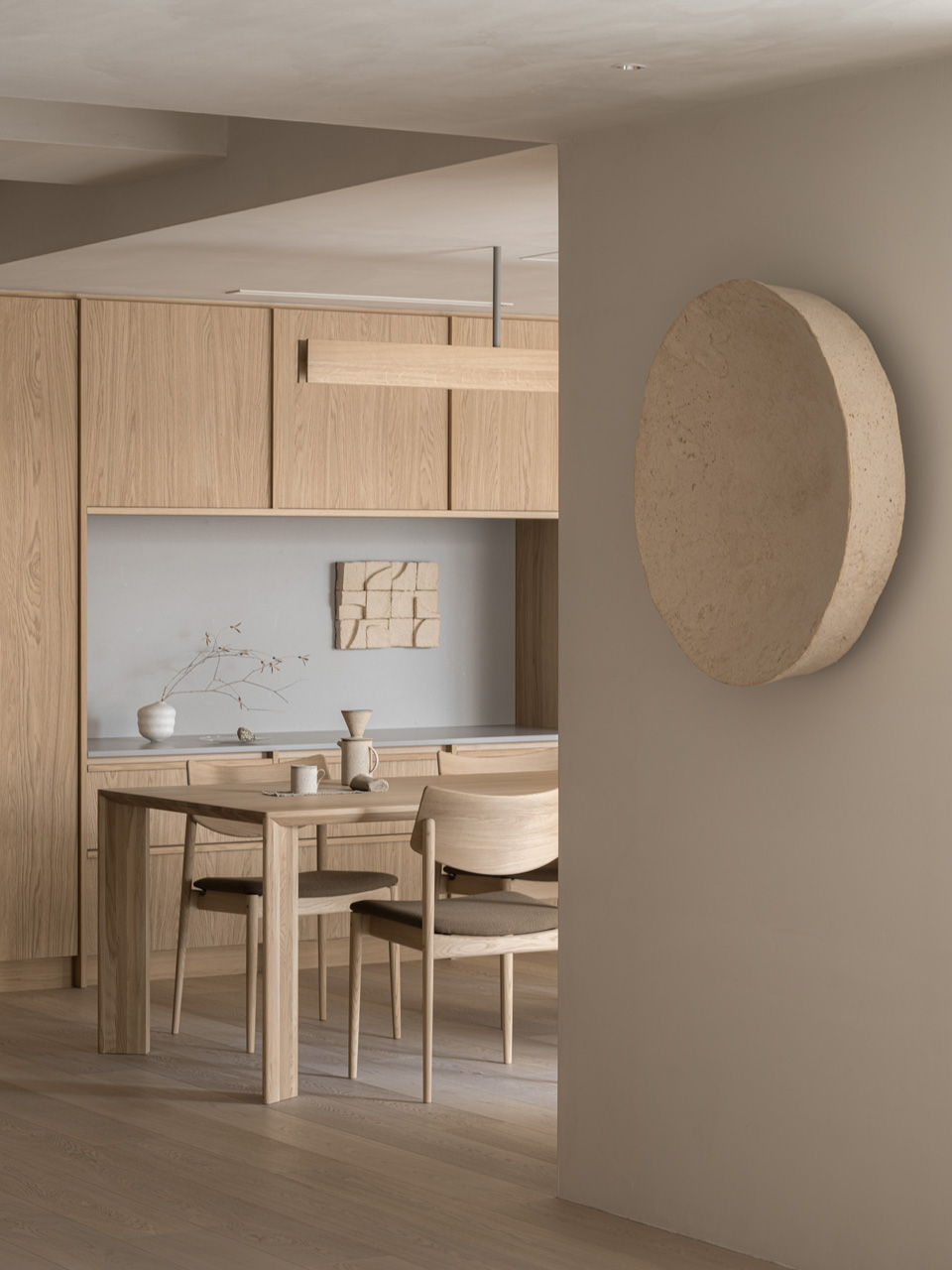karimoku case azabu dining table (a dt02) lifestyle 1