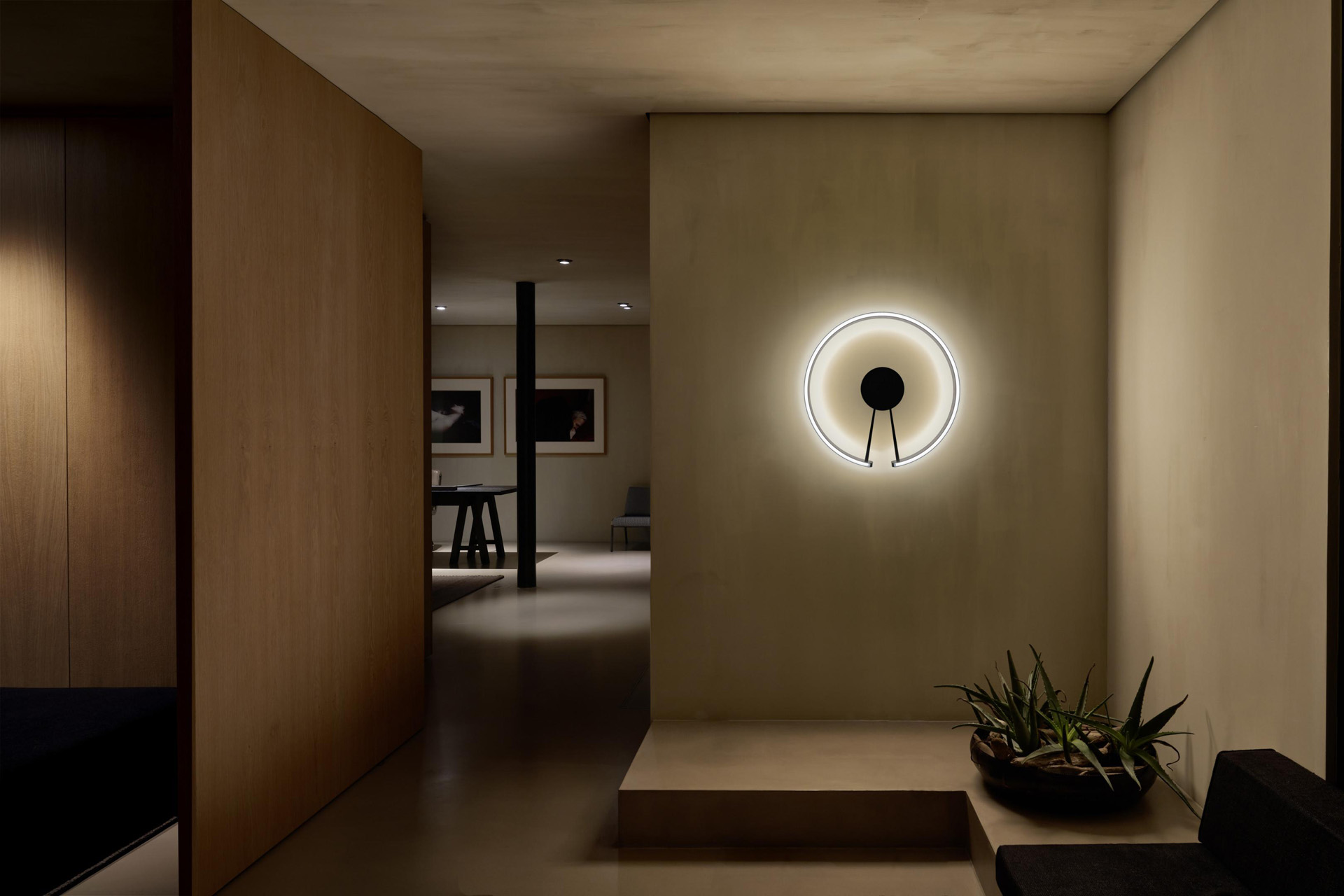 occhio mito aura wall luminaire lifestyle 1