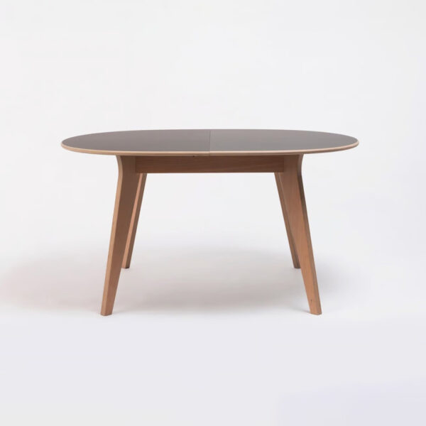 mikado table