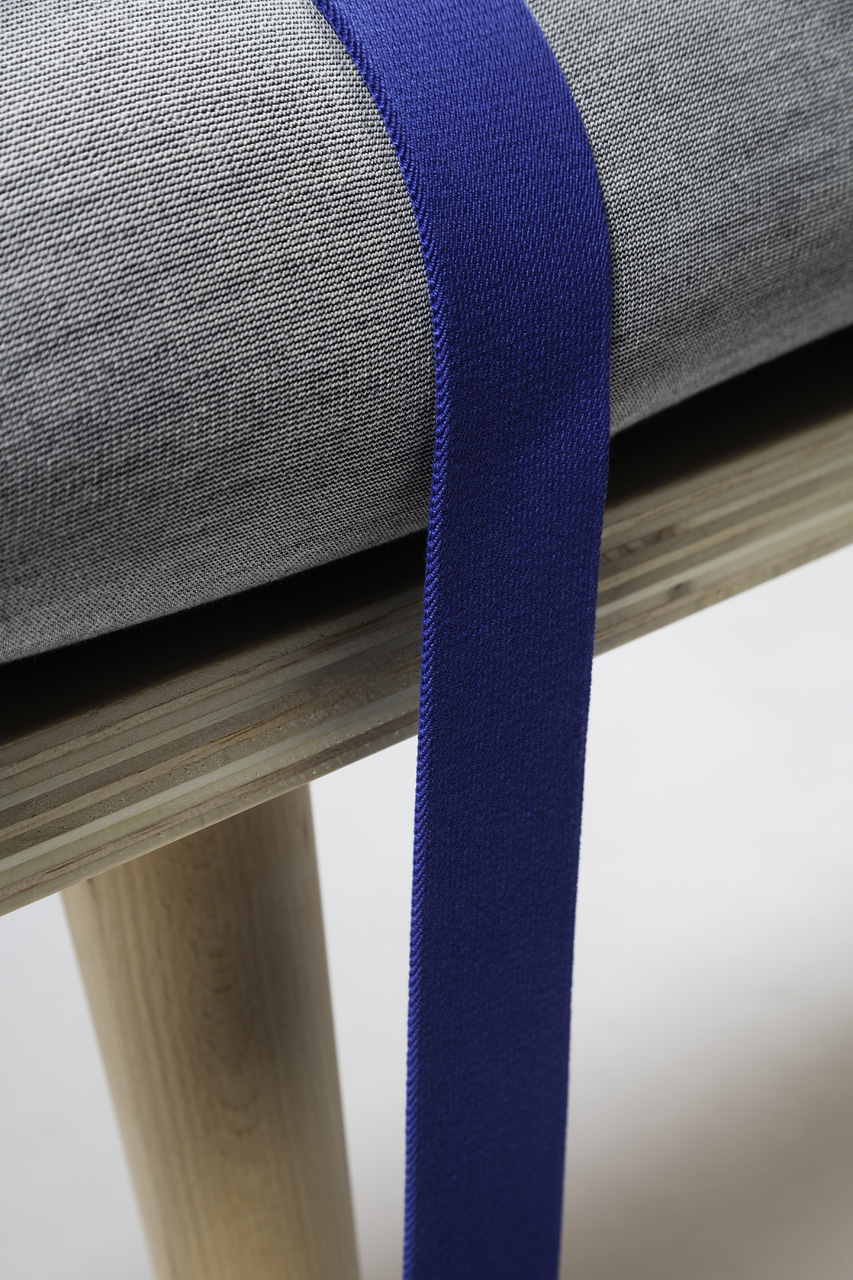 rs barcelona on the road bench lifestyle 1