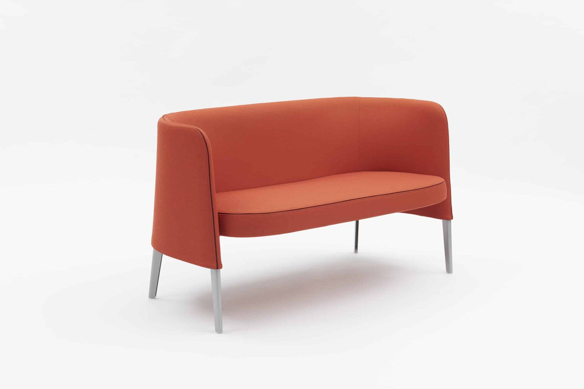 segis agora sofa lifestyle 1