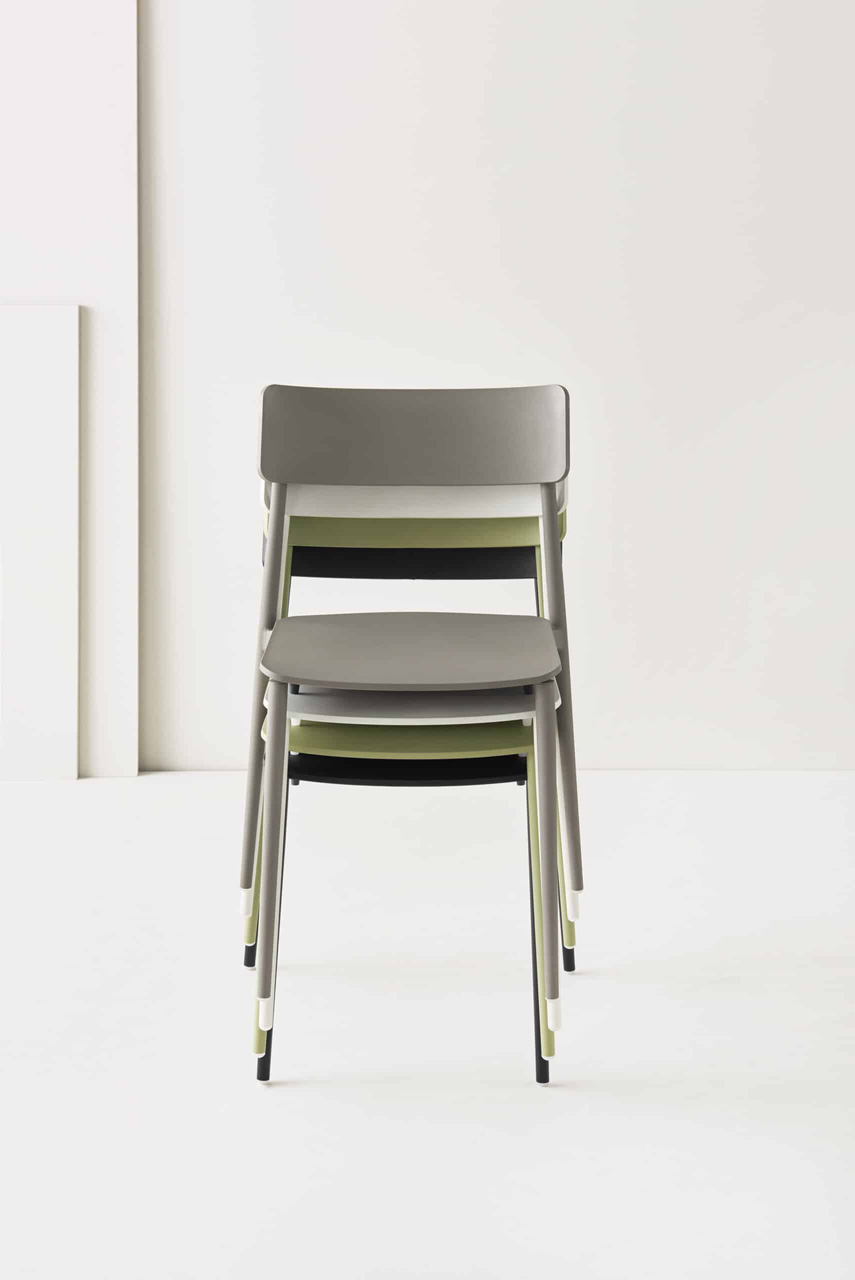 segis cult chair lifestyle 1