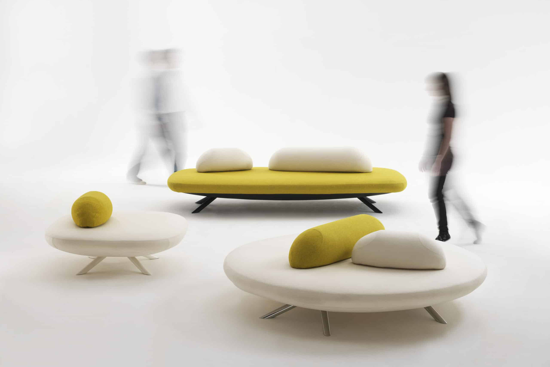 segis flores bench lifestyle 1