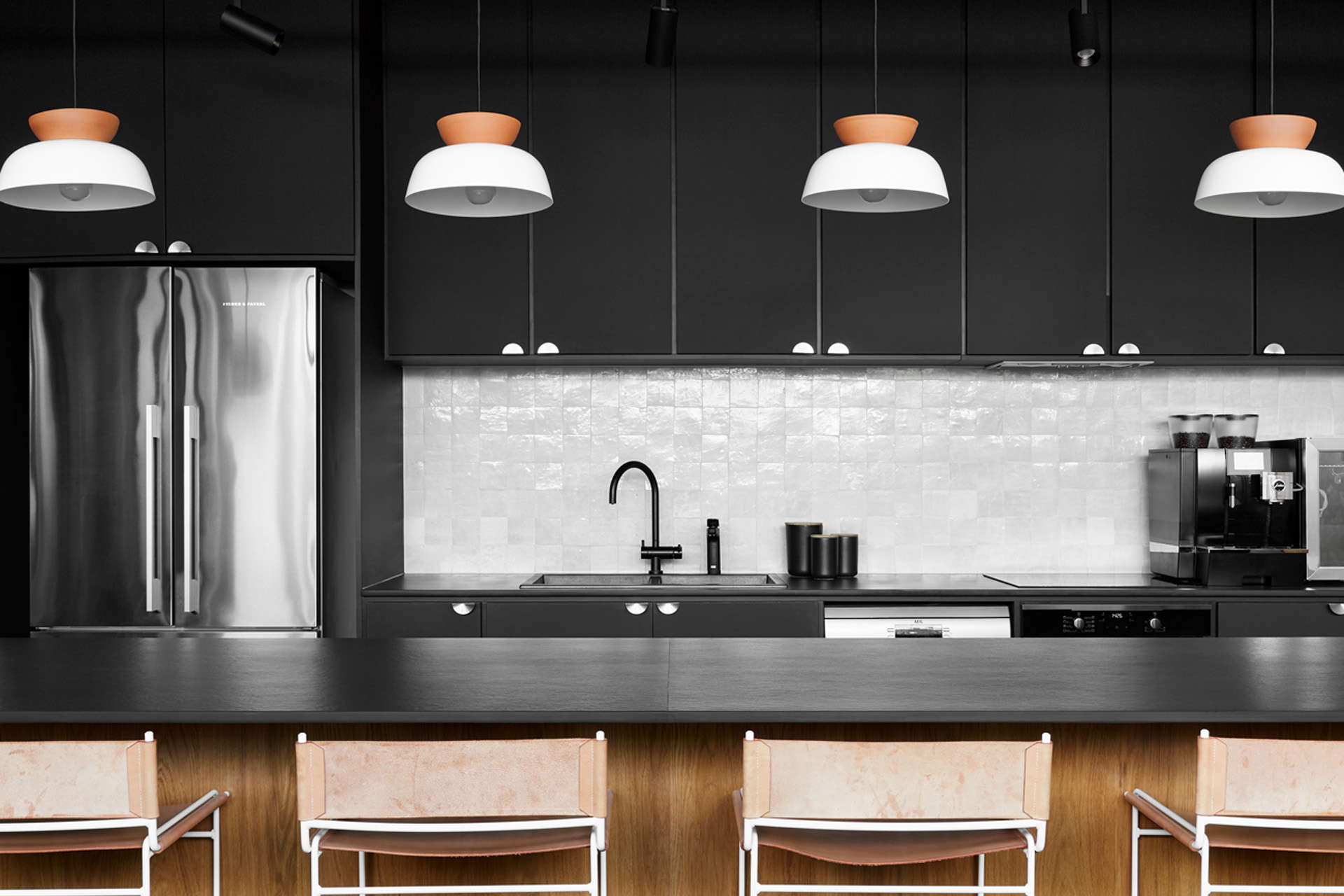 south drawn hat ceramic pendant light lifestyle 1