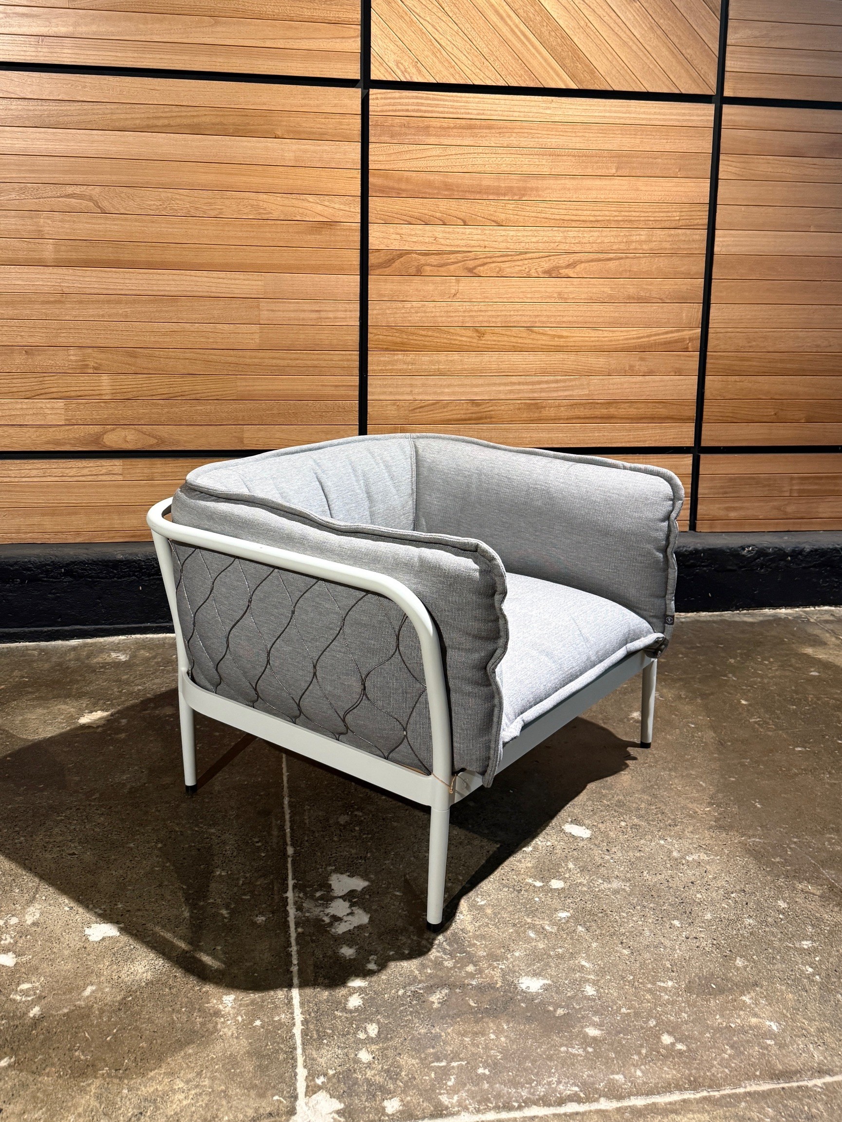 tait trace arm chair lifestyle 1