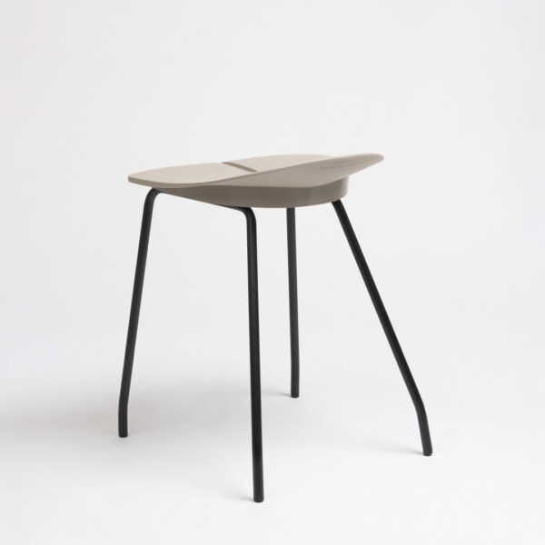 ondarreta ant stool product 3
