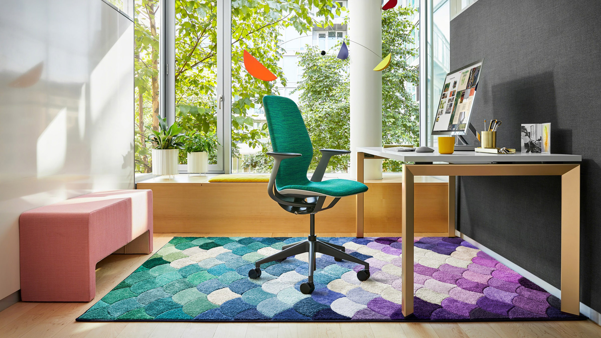 steelcase silq stool lifestyle 1