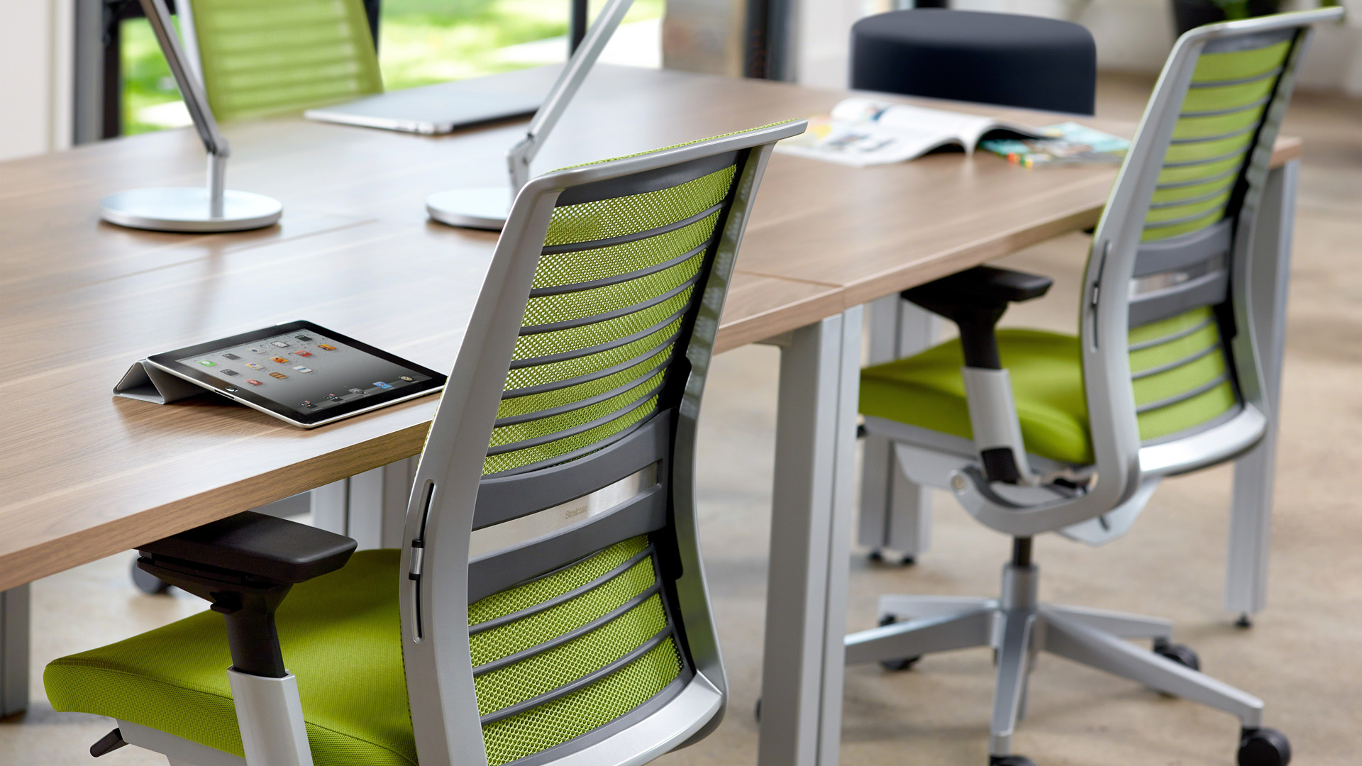 steelcase think chair lifestyle 1