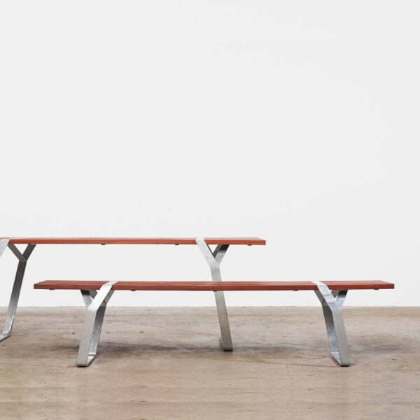 tait flint table product 1