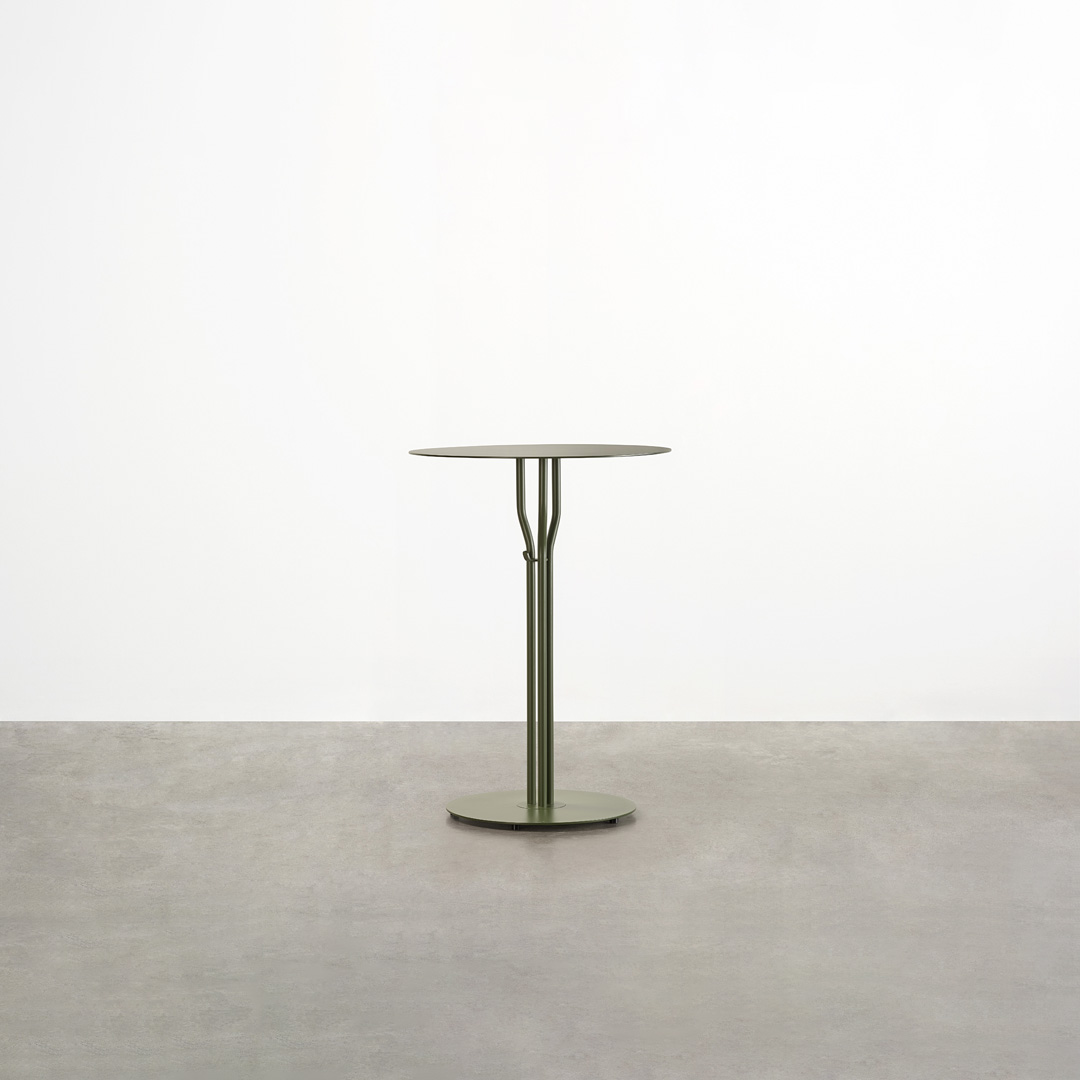 tait pogo bar table product 1