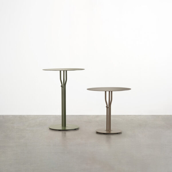 tait pogo bar table product 3