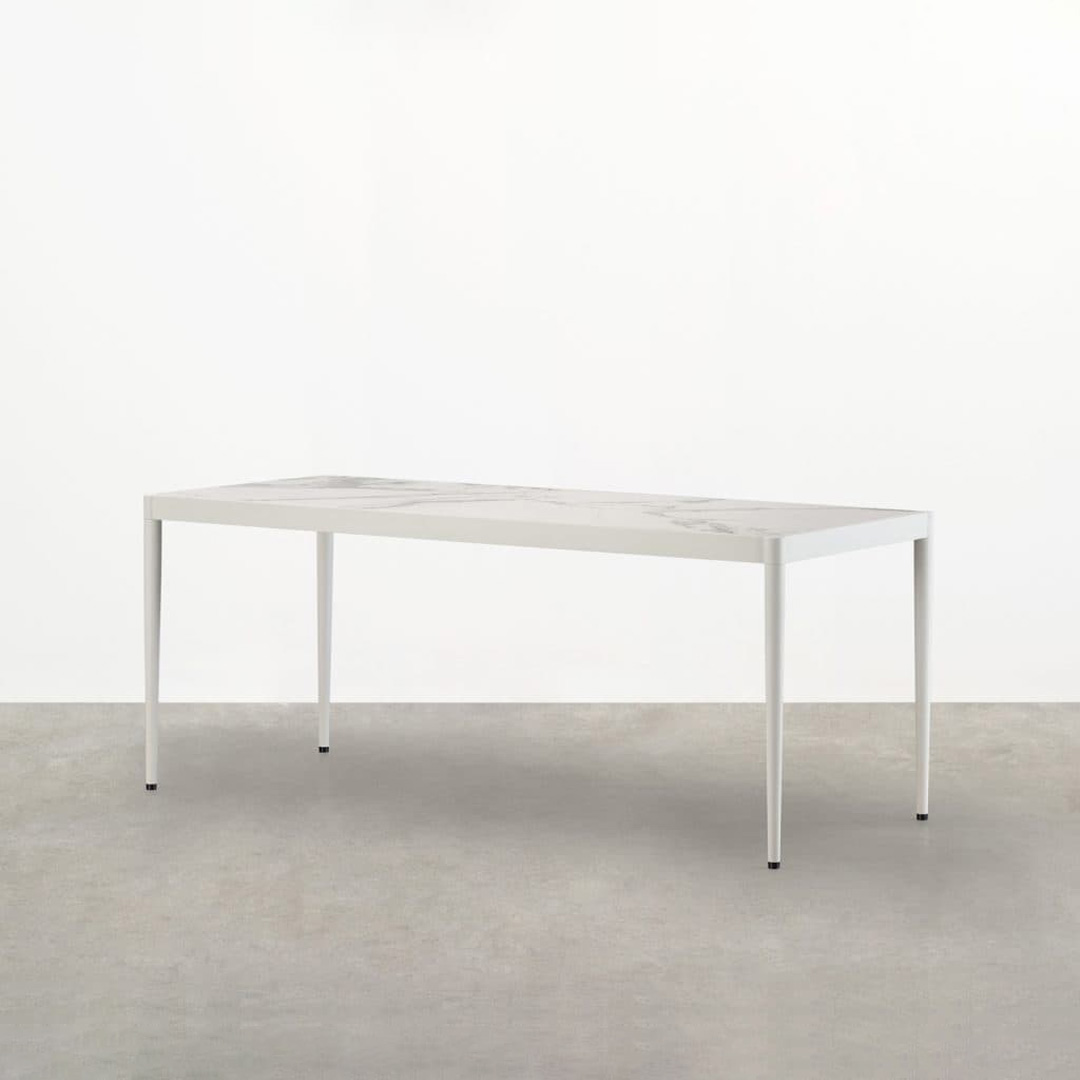 tait trace dining product 1