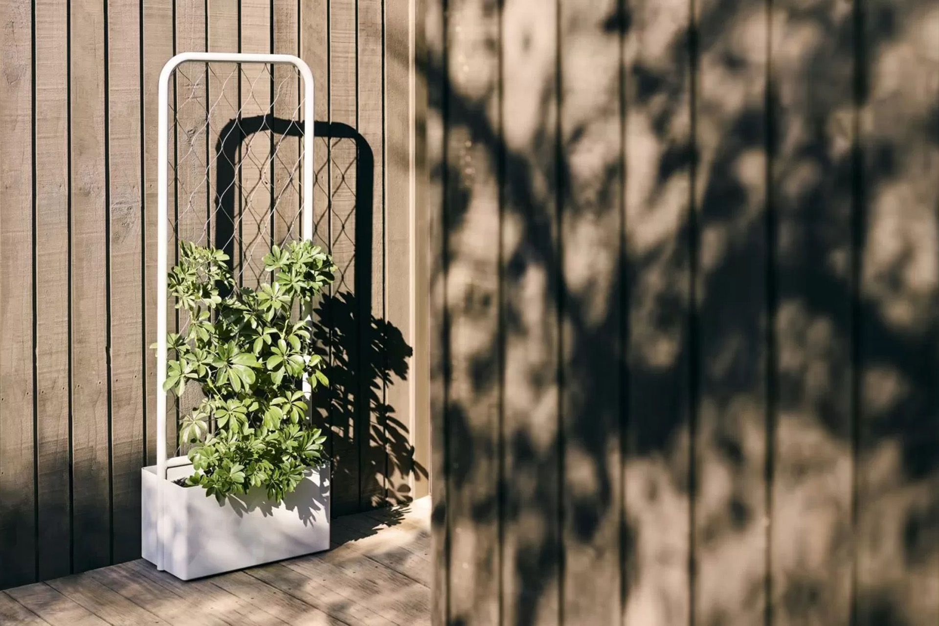tait trace planter lifestyle 1