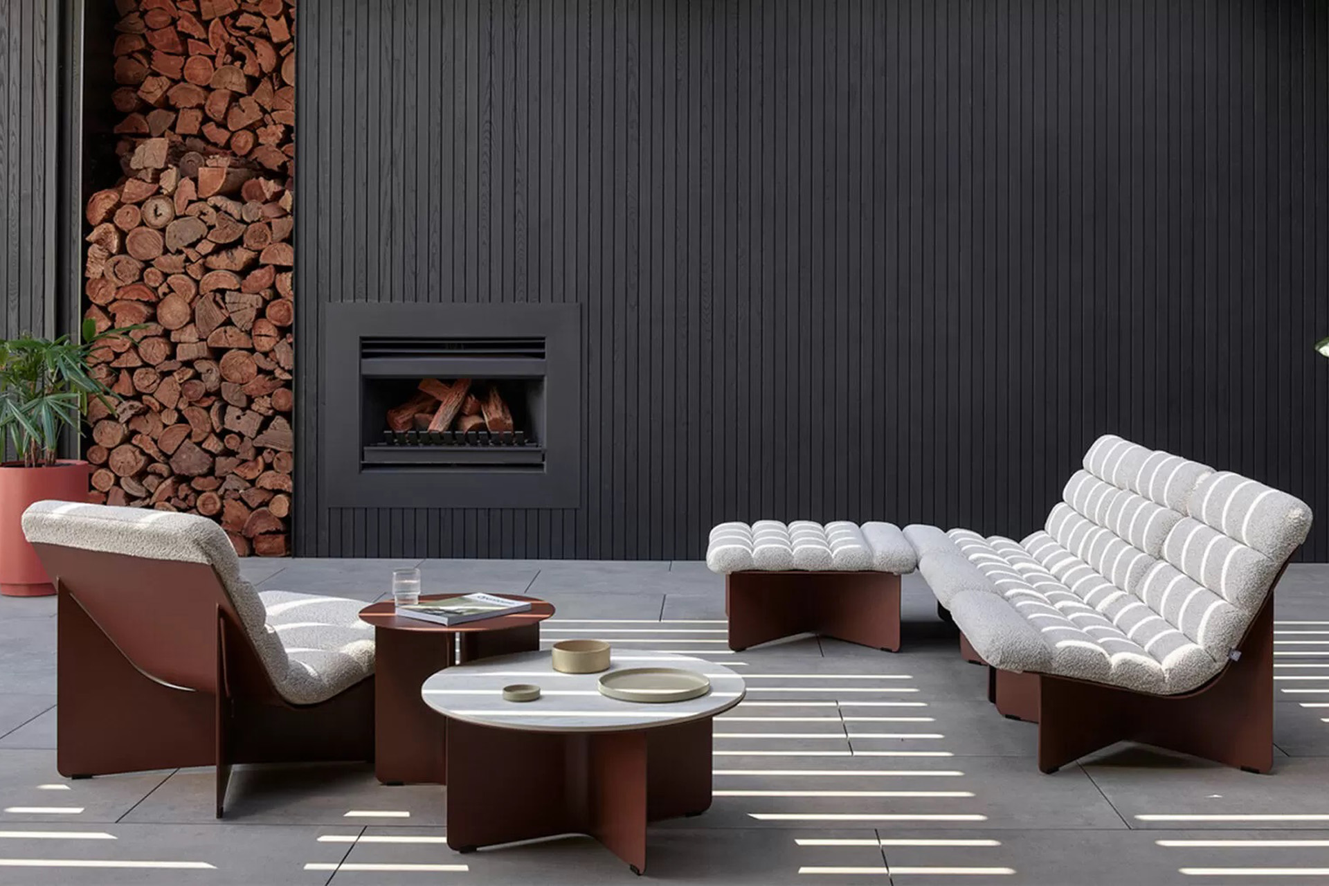 tait voom round coffee table lifestyle 1