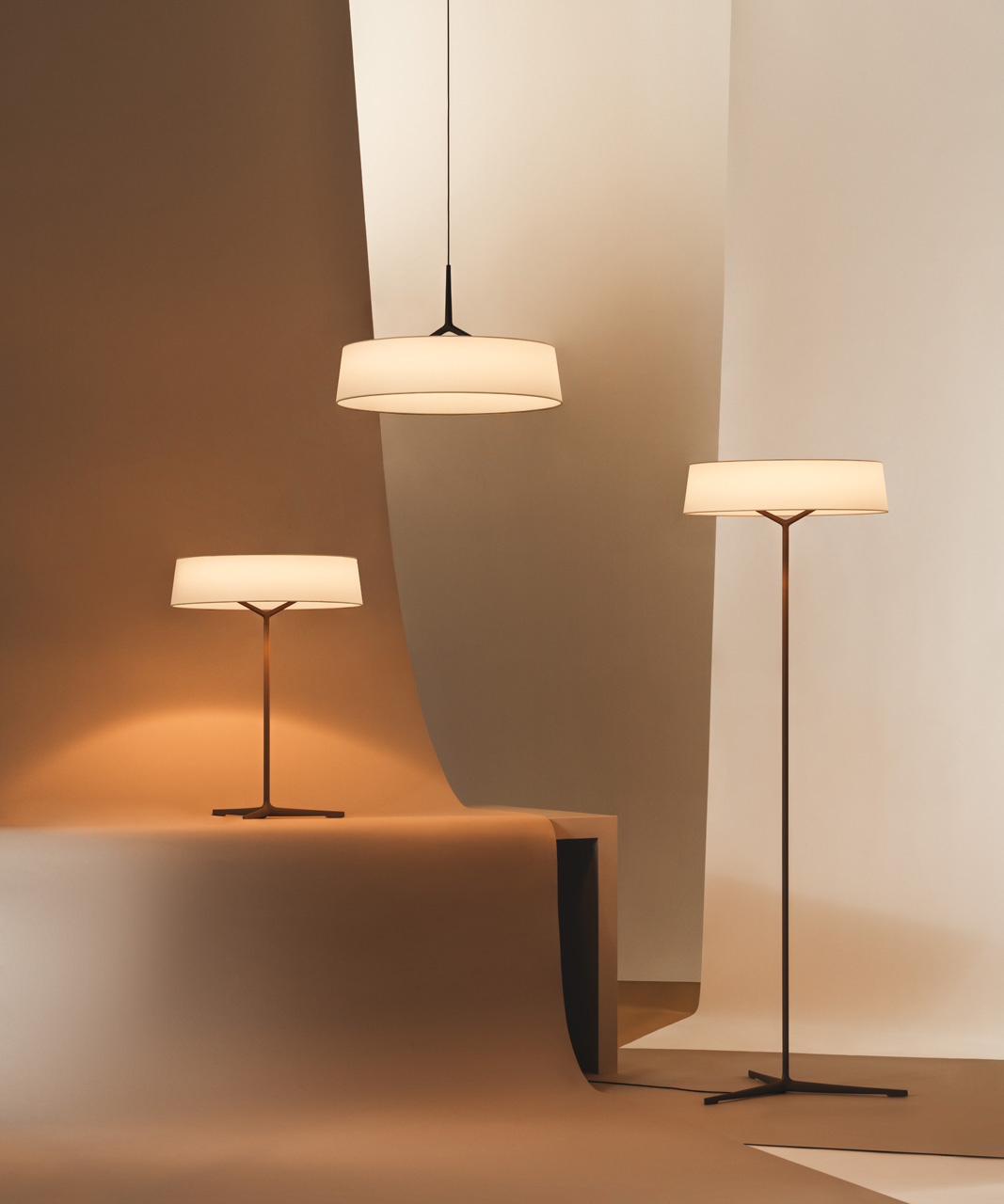 vibia dama floor lifestyle 1