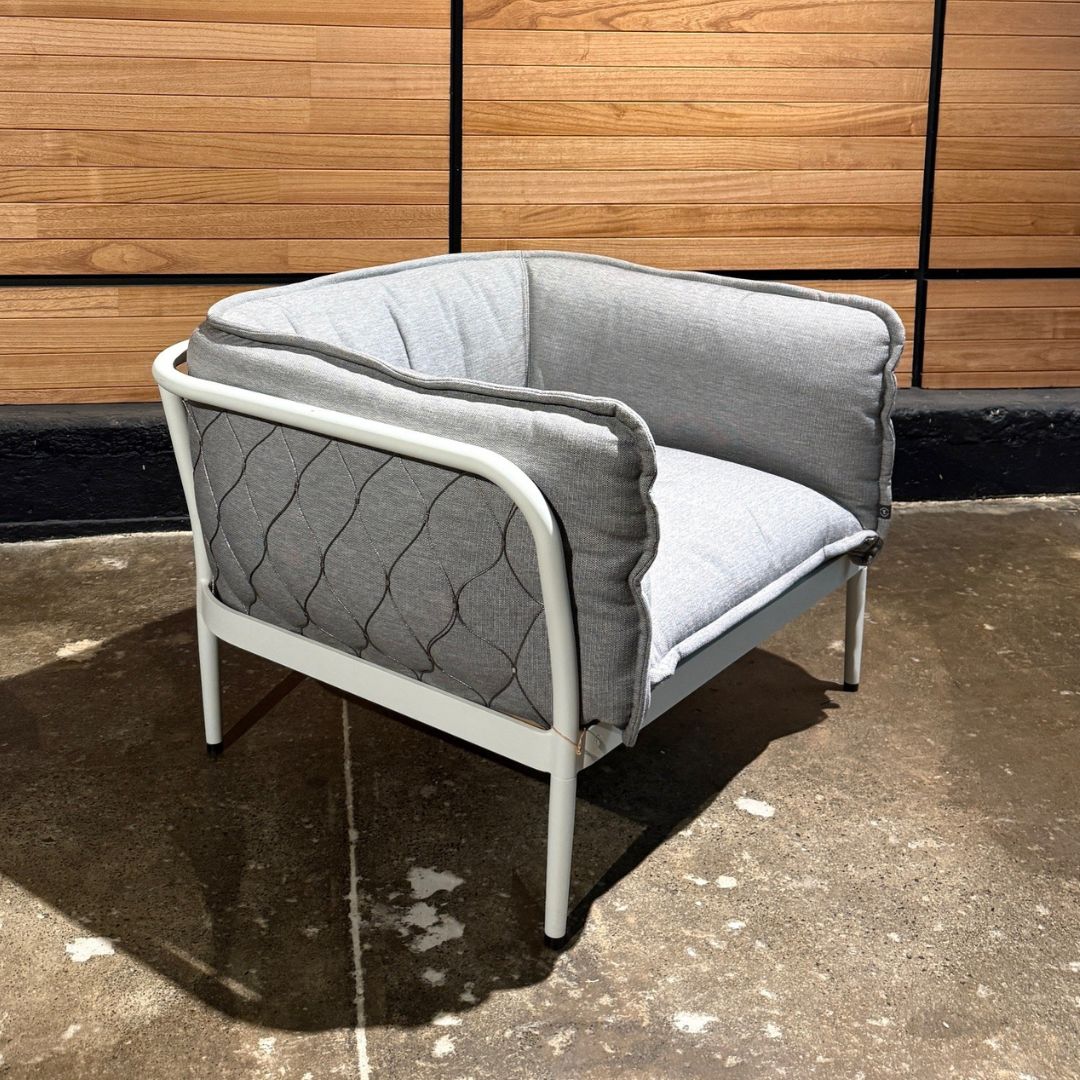 tait trace arm chair product 1
