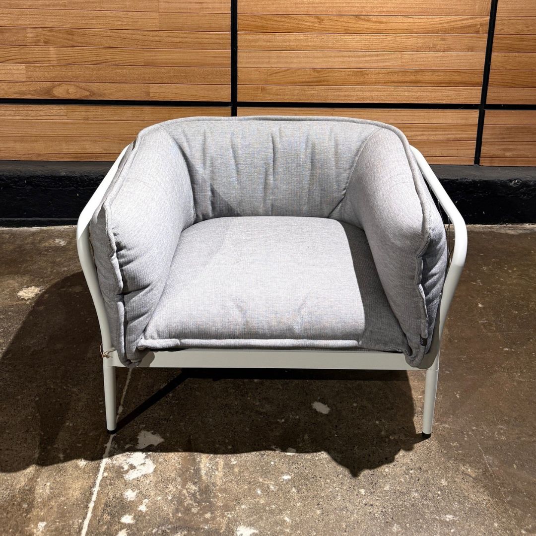 tait trace arm chair product 2