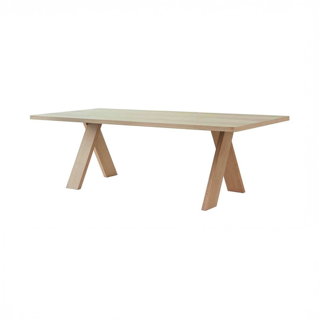 segis artful table product 1