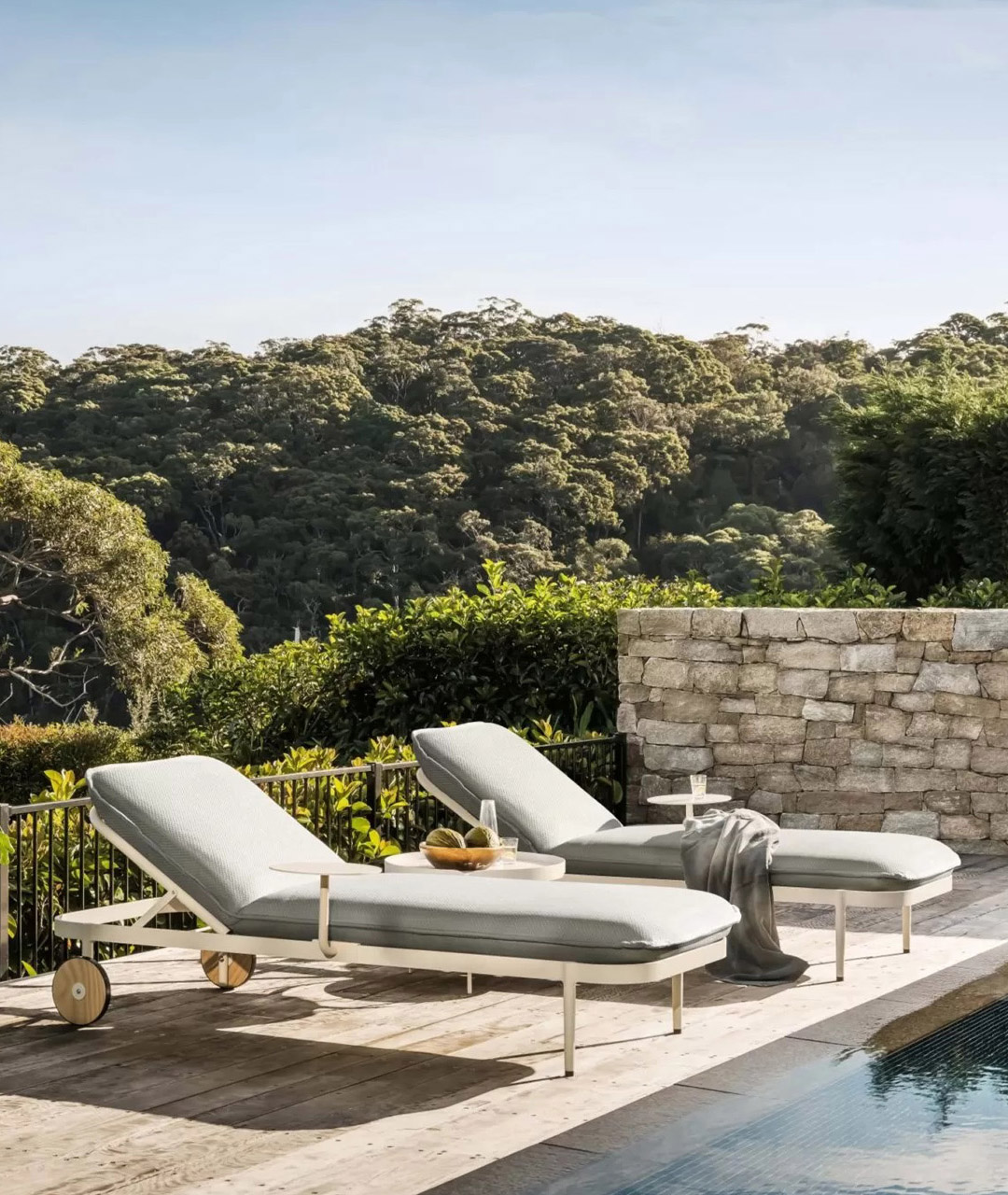 sunlounges daybeds thumbnail