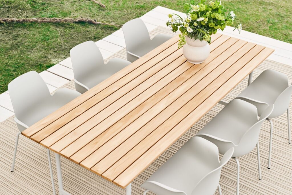 Track Garden Table - designFARM - Authentic Furniture, Lighting ...