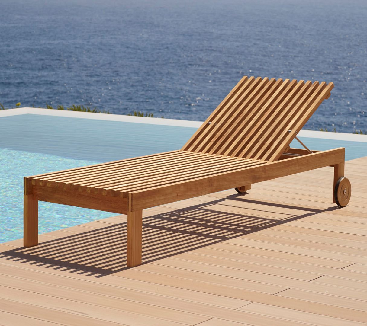 cane-line amaze sunbed lifestyle 1