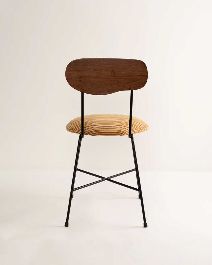 Dowel Jones Pool Chair Product 4