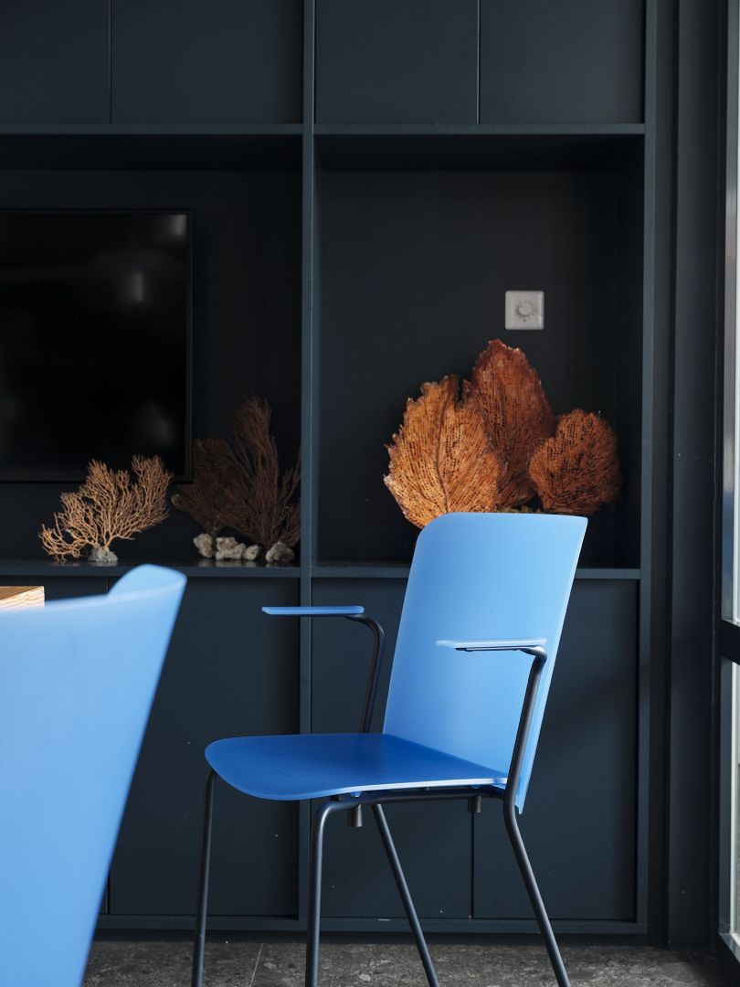 Ondarreta Supra Wood Chair Lifestyle 1