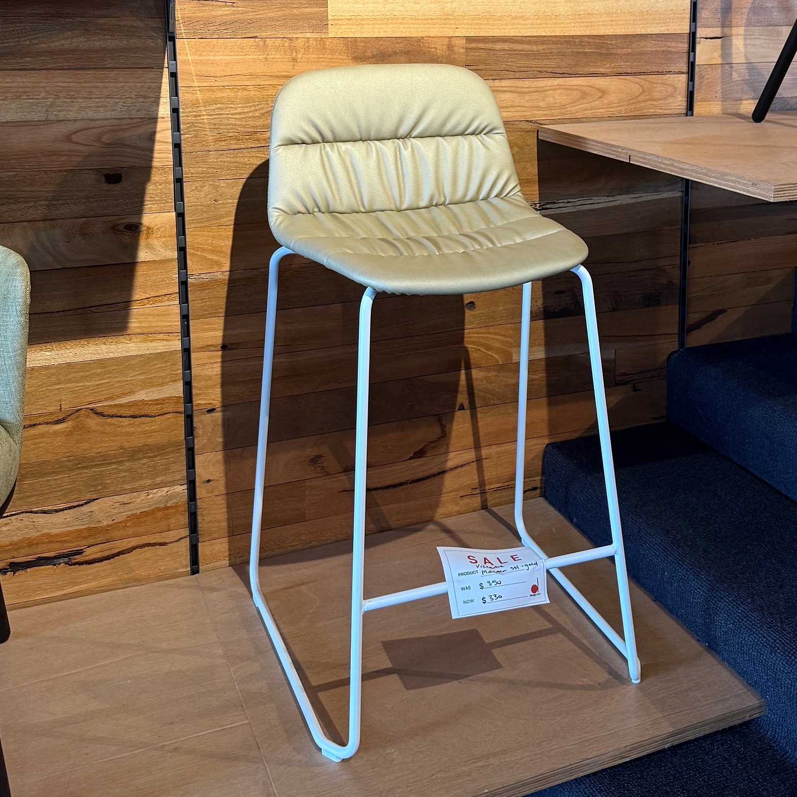 viccarbe maarten stool