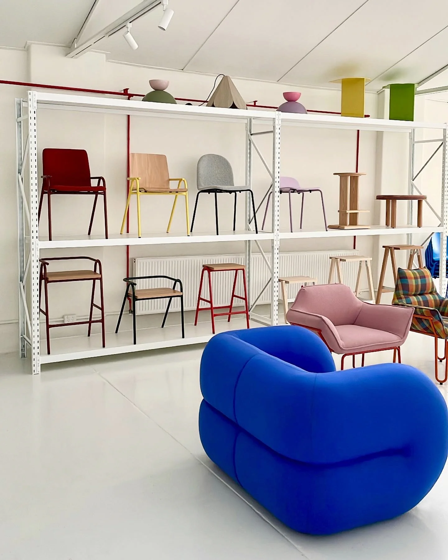 dowel jones feature
