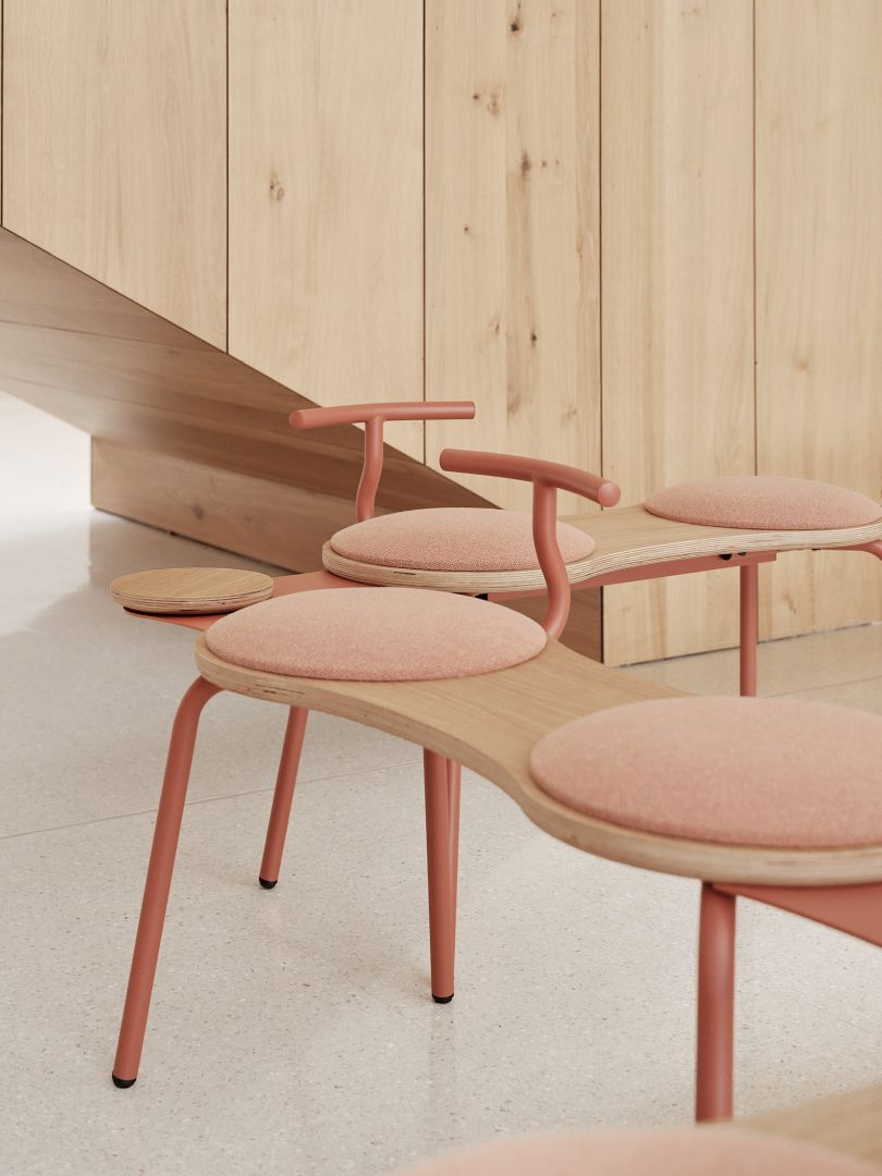 Ondarreta Tam Bench Steel Lifestyle 1