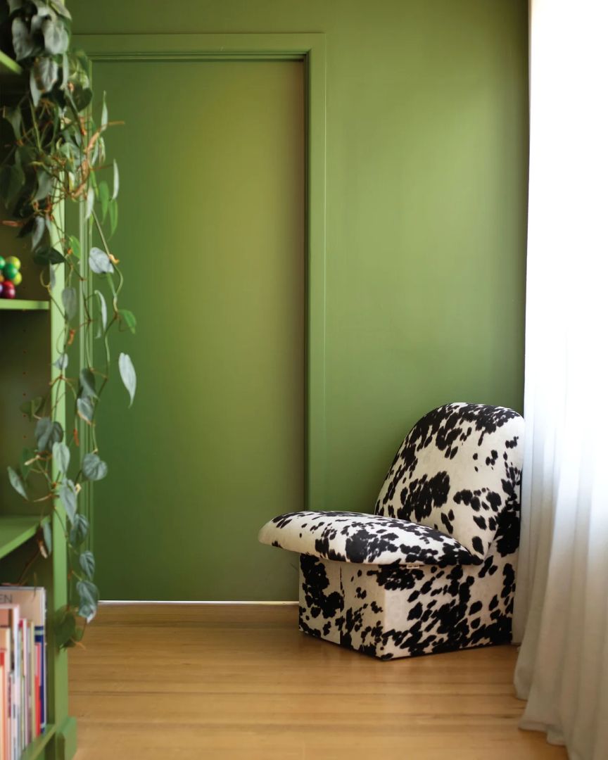 Dowel Jones Yuulong Lifestyle 1
